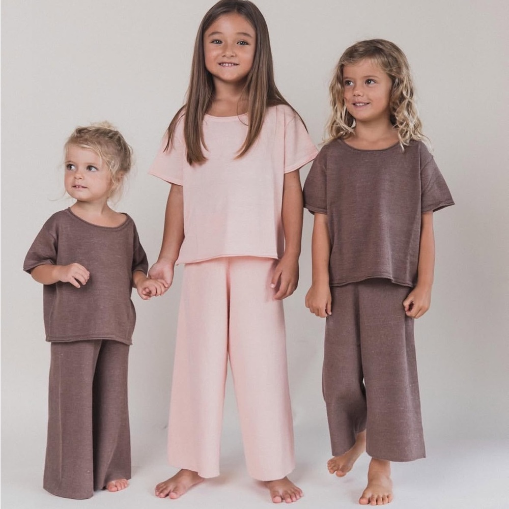 Raised by water linen knit tee - 1y nwt